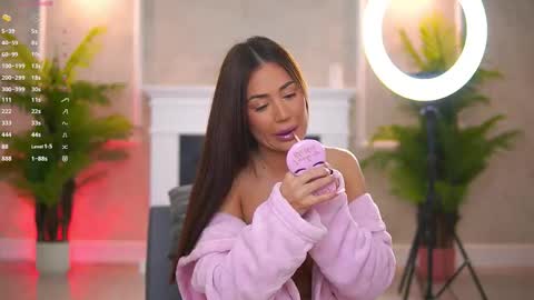 Snapshot of abbela_white chatting on 01-19-26, 07:23 Alexa online show from 01-19-26, 07:23