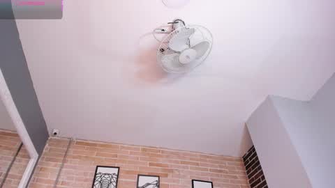 abbey_walker online show from 11-06-25, 11:11