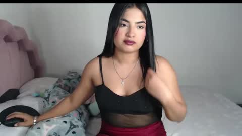 Snapshot of abbie777 chatting on 01-06-25, 10:05 abbie777 online show from 01-06-25, 10:05