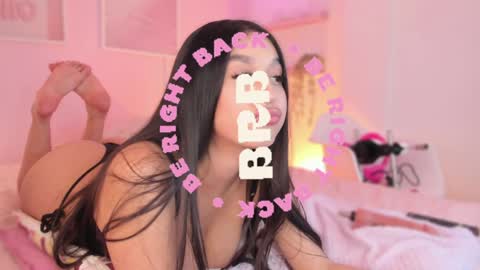 Snapshot of abbie_foxxx chatting on 01-19-25, 09:01 abbie online show from 01-19-25, 09:01