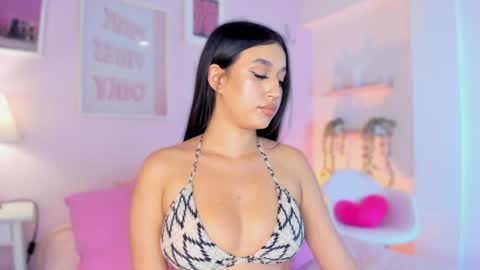 Snapshot of abbie_foxxx chatting on 02-05-25, 07:53 abbie online show from 02-05-25, 07:53