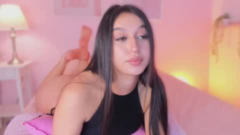 Snapshot of abbie_foxxx chatting on 02-25-25, 07:58 abbie online show from 02-25-25, 07:58