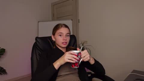 ABBY LAKER online show from 12-04-24, 09:02