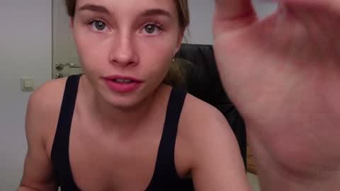 ABBY LAKER online show from 12-28-24, 11:16