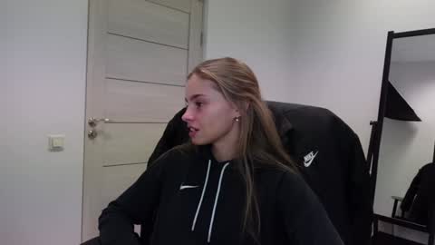 ABBY LAKER online show from 01-01-25, 08:15