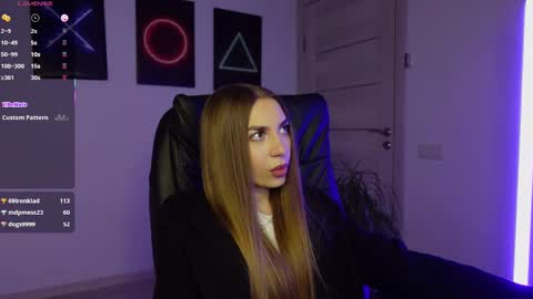 ABBY LAKER online show from 03-08-25, 07:20