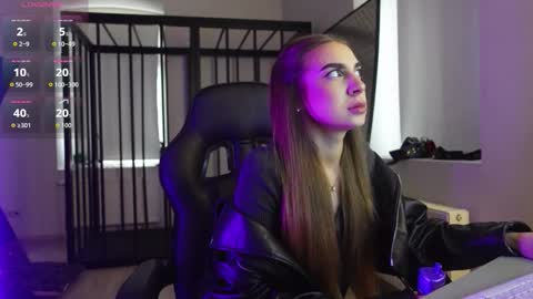 ABBY LAKER online show from 10-04-25, 06:33