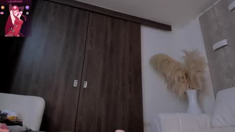 Abby online show from 11-12-25, 12:38