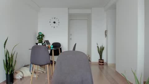 Laura  online show from 02-07-25, 02:15