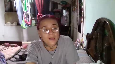 Snapshot of abbyasher chatting on 01-07-25, 02:10 Abby online show from 01-07-25, 02:10