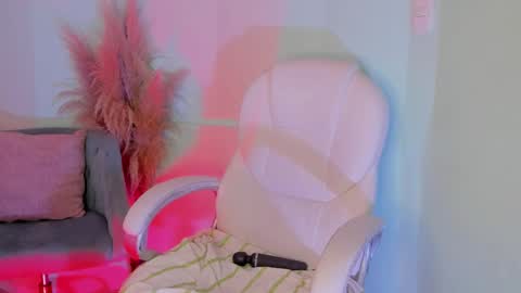 ABBY online show from 09-30-25, 07:52