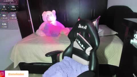 Snapshot of abbyxlee chatting on 03-06-25, 10:15 online show from 03-06-25, 10:15