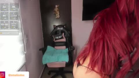 Snapshot of abbyxlee chatting on 09-20-25, 10:22 online show from 09-20-25, 10:22