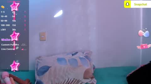 Snapshot of abbyy_rosse_ chatting on 01-05-25, 08:42 Abbyy online show from 01-05-25, 08:42