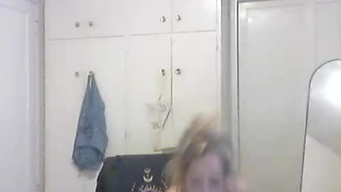abdgg83476 online show from 10-22-25, 04:02