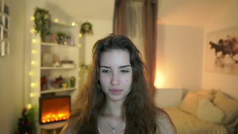 abella_danger_x online show from 12-28-24, 03:15