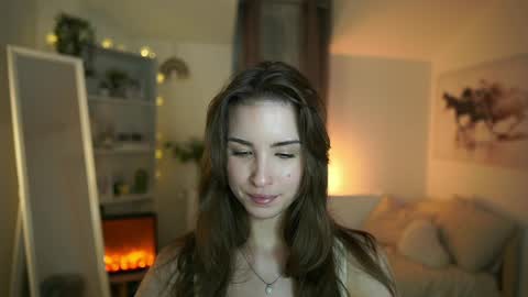 abella_danger_x online show from 02-24-25, 06:47