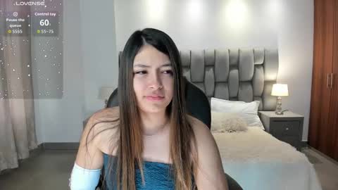  Abella Ruiz  online show from 11-26-25, 12:17