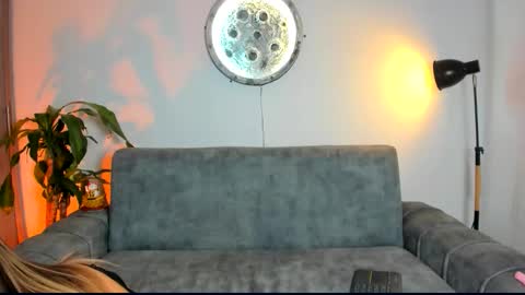 Snapshot of abellaconnor chatting on 01-31-26, 09:46 Abella and Kendra online show from 01-31-26, 09:46