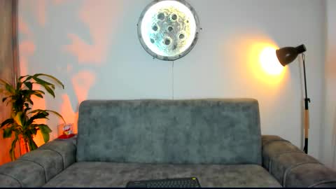 Snapshot of abellaconnor chatting on 02-17-26, 10:05 Abella and Kendra online show from 02-17-26, 10:05