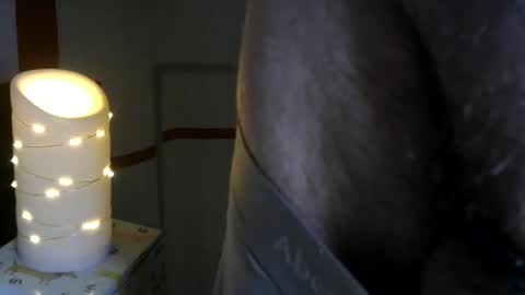 Snapshot of abercrombieguy22 chatting on 11-17-25, 05:02 AbercrombieGuy22 online show from 11-17-25, 05:02