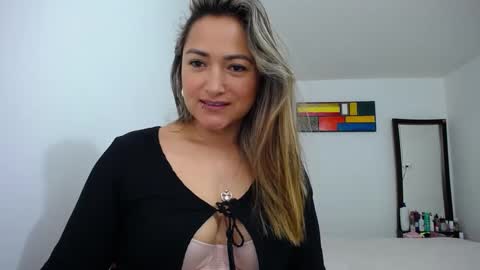 ximena online show from 01-24-25, 02:19