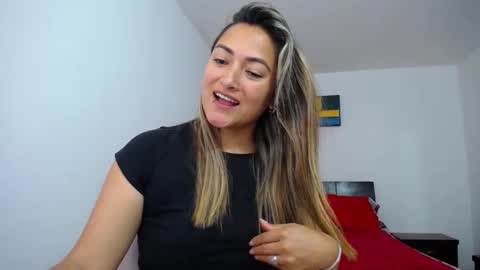 ximena online show from 02-19-25, 03:49