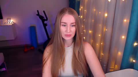 Snapshot of abigail_flex chatting on 01-25-25, 03:20 Anna online show from 01-25-25, 03:20