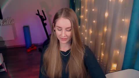 Snapshot of abigail_flex chatting on 02-06-25, 06:56 Anna online show from 02-06-25, 06:56