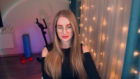 Snapshot of abigail_flex chatting on 02-24-25, 07:52 Anna online show from 02-24-25, 07:52