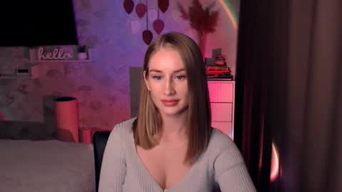 Snapshot of abigail_flex chatting on 10-03-25, 07:22 Anna online show from 10-03-25, 07:22