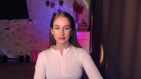 Snapshot of abigail_flex chatting on 11-26-25, 07:26 Anna online show from 11-26-25, 07:26