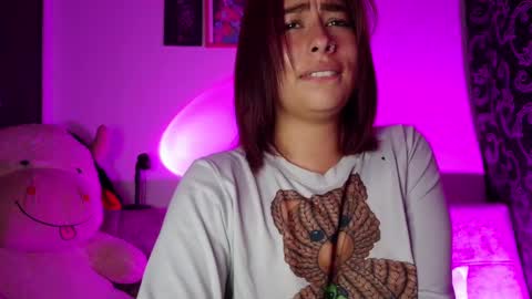 Snapshot of abigail_hobbs2 chatting on 01-19-25, 10:17 Aby  online show from 01-19-25, 10:17