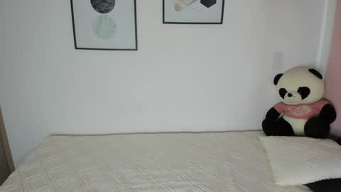 Snapshot of abigail_w chatting on 02-10-26, 10:14 abigail online show from 02-10-26, 10:14