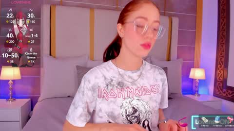 Snapshot of abigailcarter chatting on 02-08-25, 07:49 online show from 02-08-25, 07:49