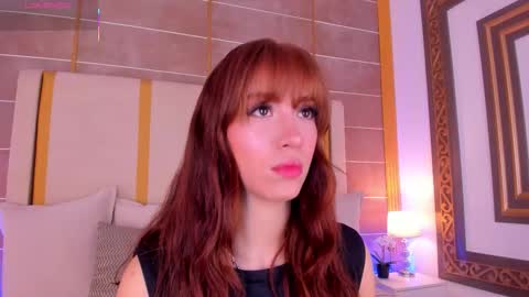 Snapshot of abigailcarter chatting on 11-11-25, 11:05 online show from 11-11-25, 11:05