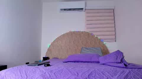 Abigail online show from 12-05-25, 03:04