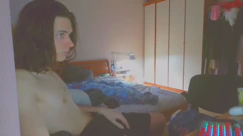 hi  cum in pvt noi extra tip online show from 01-03-25, 11:35