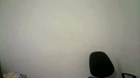 Snapshot of abril__ass chatting on 02-17-26, 01:29 abril__ass online show from 02-17-26, 01:29