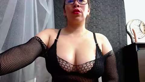 Snapshot of abril_bianchi chatting on 10-04-25, 02:26 abril_bianchi online show from 10-04-25, 02:26