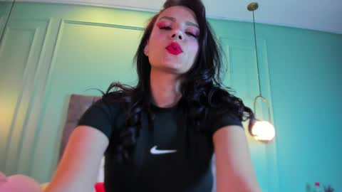 Abril jones online show from 12-23-24, 02:17