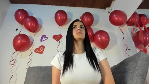 Abril jones online show from 02-14-25, 03:54