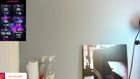 Snapshot of abril_ricci chatting on 01-15-25, 03:11 Abril  online show from 01-15-25, 03:11