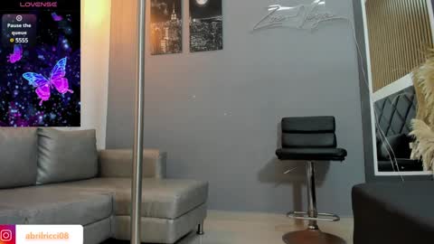 Snapshot of abril_ricci chatting on 01-19-25, 02:15 Abril  online show from 01-19-25, 02:15