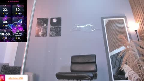 Snapshot of abril_ricci chatting on 01-30-25, 07:18 Abril  online show from 01-30-25, 07:18