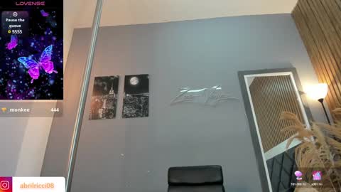 Snapshot of abril_ricci chatting on 02-01-25, 06:54 Abril  online show from 02-01-25, 06:54