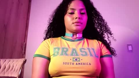 Snapshot of abril_ricci chatting on 11-03-25, 09:48 Abril  online show from 11-03-25, 09:48