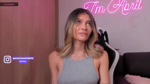 Snapshot of abril_w18 chatting on 12-05-24, 02:31 My name is Alexa. Please say hello I like to chat with you. If you have requests please use tip online show from 12-05-24, 02:31