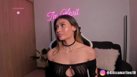 Snapshot of abril_w18 chatting on 02-04-25, 02:07 My name is Alexa. Please say hello I like to chat with you. If you have requests please use tip online show from 02-04-25, 02:07