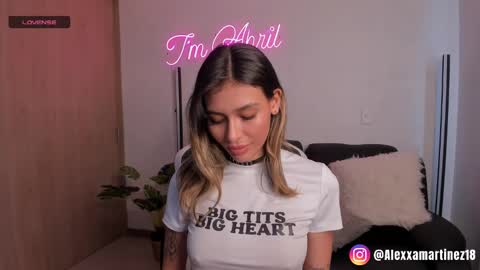 Snapshot of abril_w18 chatting on 02-11-25, 08:52 My name is Alexa. Please say hello I like to chat with you. If you have requests please use tip online show from 02-11-25, 08:52